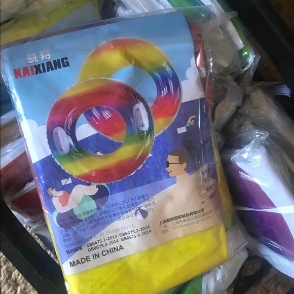 Brand new in sealed package rainbow innertube raft pool float adult or kid - Picture 8 of 8
